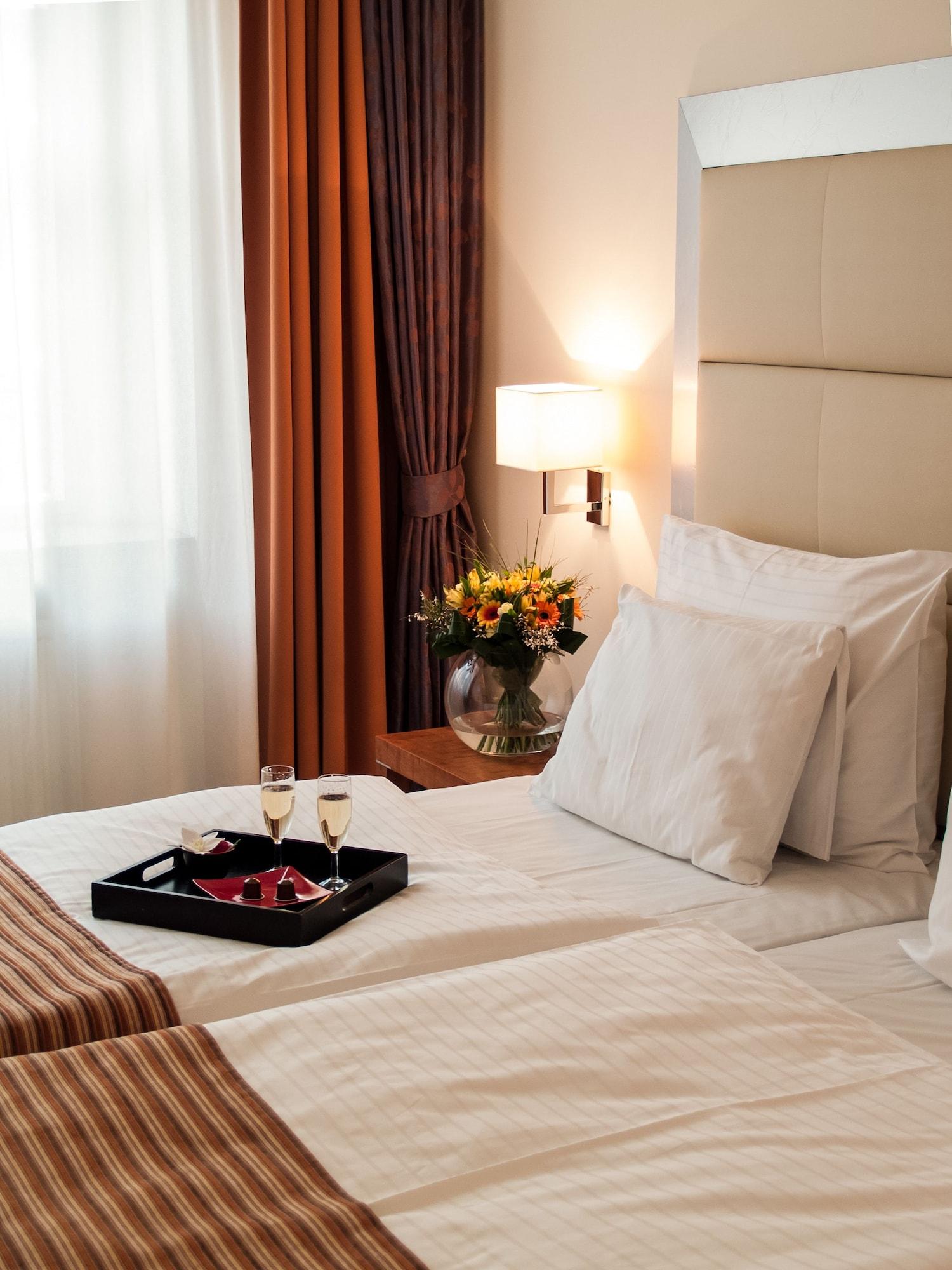 Design Merrion Hotel Prague Exterior photo